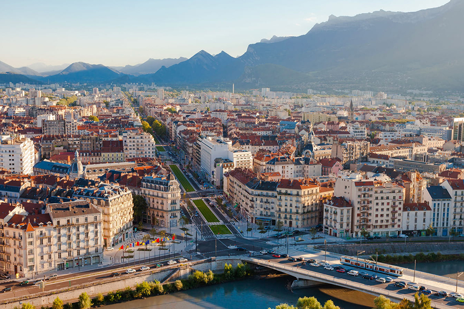 avocat en droit des étrangers à Grenoble